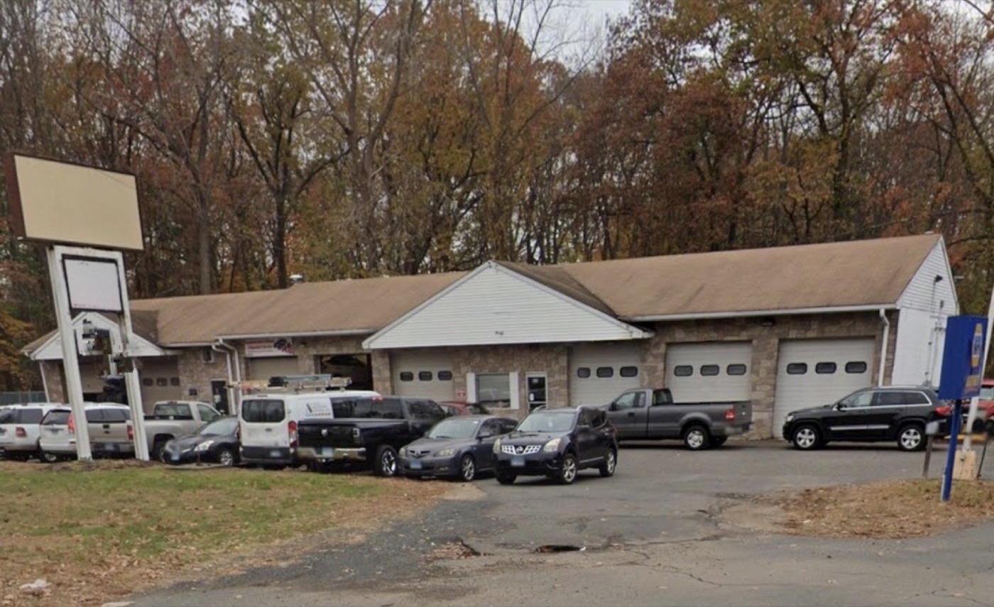 A South Windsor building before the Lotus crew renovated it